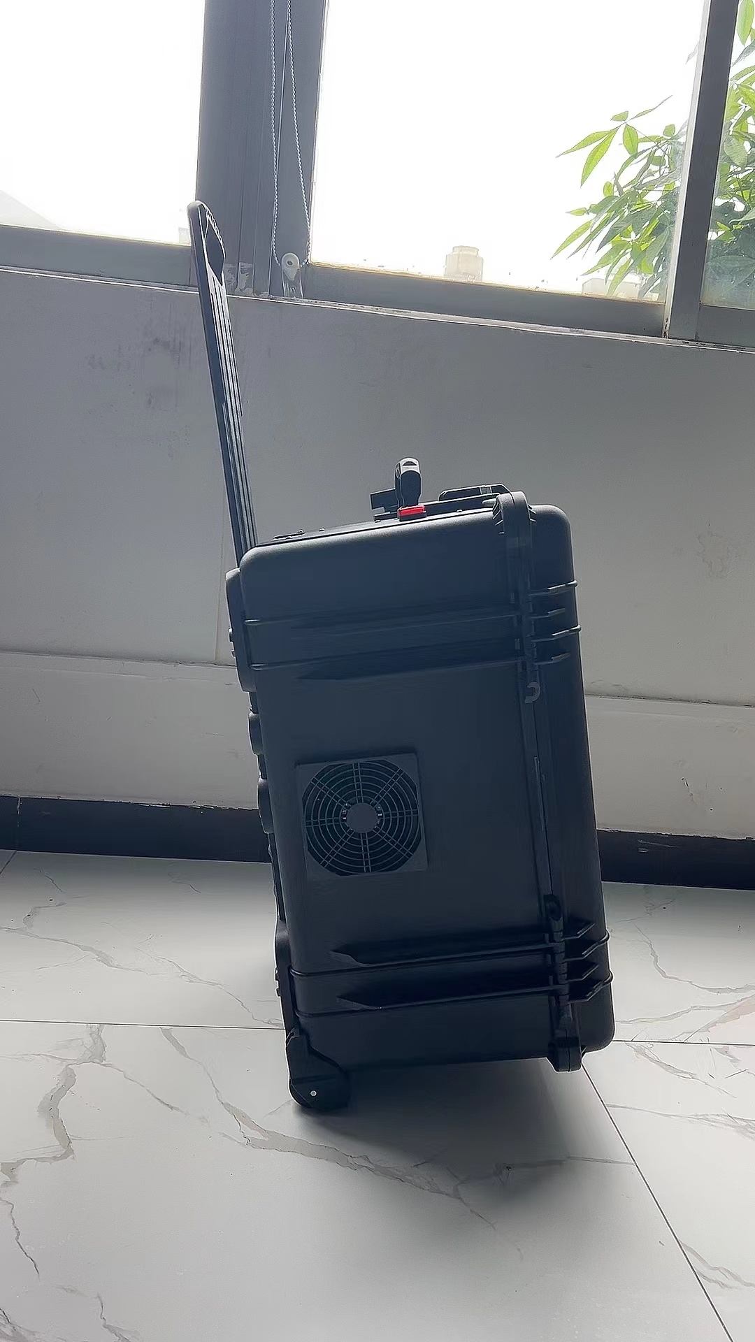 济水街道手拉箱型移动通信干扰器